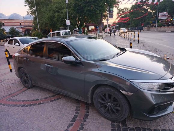 Sahibinden Honda Civic 1.6i VTEC Elegance 2021 Model 