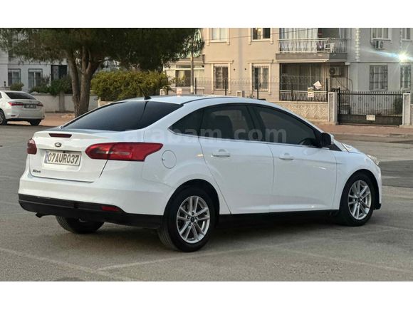Galeriden Ford Focus 1.5 TDCi Trend X 2015 Model Antalya
