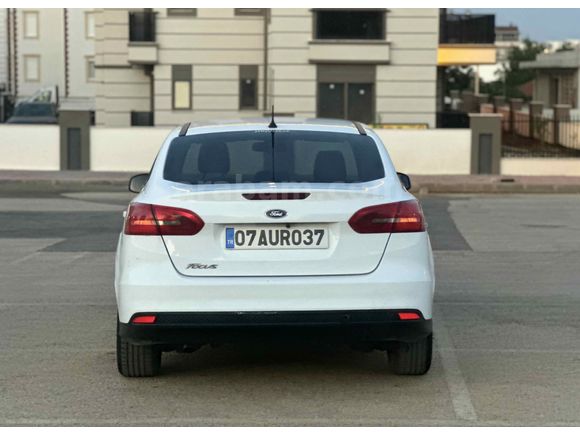 Galeriden Ford Focus 1.5 TDCi Trend X 2015 Model Antalya