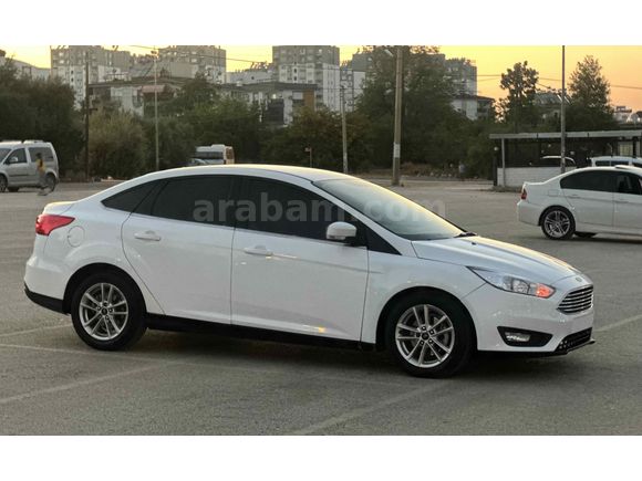 Galeriden Ford Focus 1.5 TDCi Trend X 2015 Model Antalya