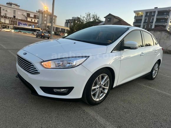 Galeriden Ford Focus 1.5 TDCi Trend X 2015 Model Antalya