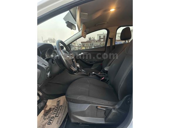 Galeriden Ford Focus 1.5 TDCi Trend X 2015 Model Antalya