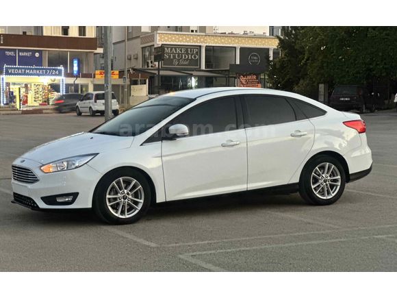 Galeriden Ford Focus 1.5 TDCi Trend X 2015 Model Antalya