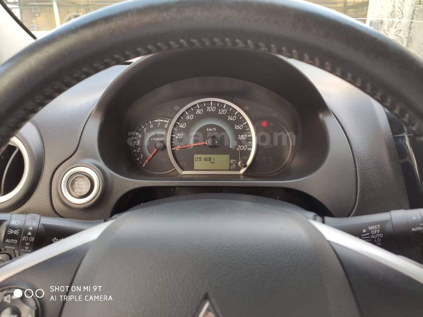 Sahibinden Mitsubishi Attrage 1.2 Intense 2014 Model Sakarya 135.000 km Gri (Gümüş) 6