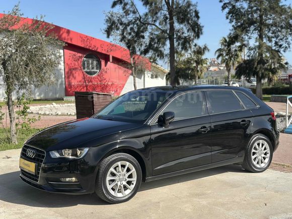 2016 model _ AUDİ A3 _ 1.6TDİ -SPORTBACK -ATTRACTİON- OTOMATİK