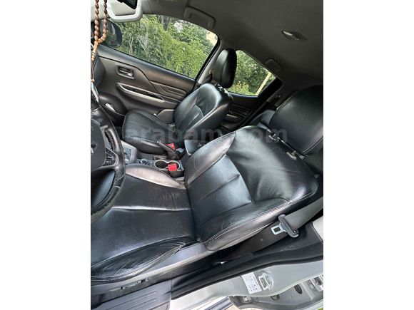 Sahibinden Mitsubishi L 200 4x4 Premium 2020 Model 