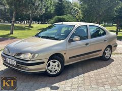EMSALSİZ TEMİZLİKTE 163 BİN KM de MEGANE 2.0 RXE LPG KLİMALI