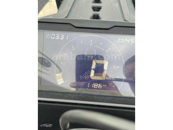 AUTO SRC YUKİ TRACT 250