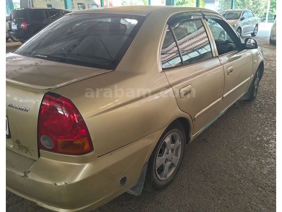 Sahibinden Hyundai Accent 1.3 Admire 2004 Model Temiz Aile Aracı