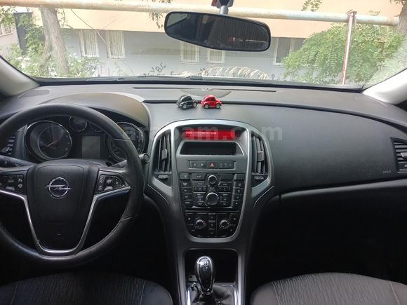 Sahibinden Opel Astra 1.6 Edition  plus 2017 Model  150.800 km Beyaz