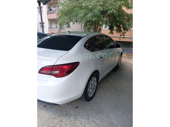Sahibinden Opel Astra 1.6 Edition  plus 2017 Model  150.800 km Beyaz