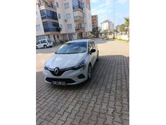 Sahibinden Renault Clio 1.0 TCe Touch 2023 Model Antalya 28.000 km Beyaz