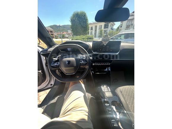 Sahibinden Peugeot 2008 1.2 PureTech Allure 2024 Model 