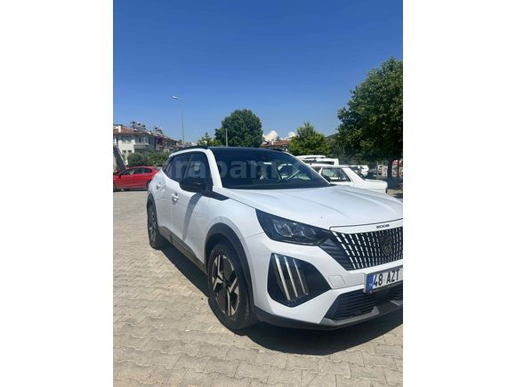 Sahibinden Peugeot 2008 1.2 PureTech Allure 2024 Model 