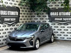 ORASDAN 2025 RENAULT CLİO 1.0 TCE EVOLUTİON 14.000 KM'DE BOYASIZ