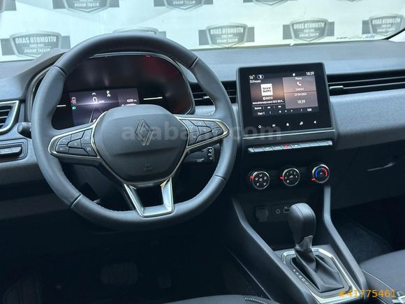 ORASDAN 2025 RENAULT CLİO 1.0 TCE EVOLUTİON 20.000 KM'DE BOYASIZ