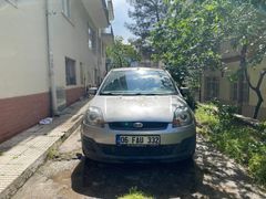 Sahibinden Ford Fiesta 1.4 Comfort 2006 Model 