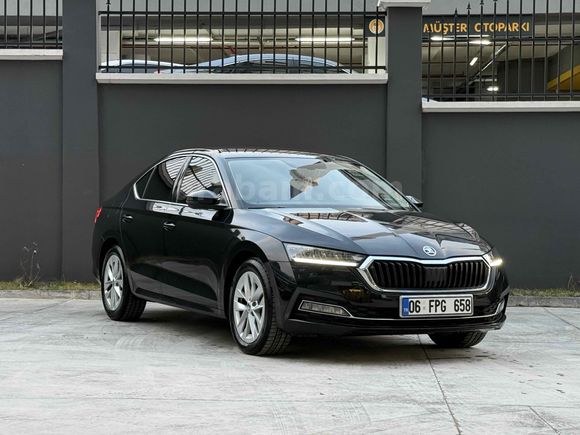 Sahibinden Skoda Octavia 1.5 e-Tec Premium 2020 Model Ankara 73.000 km Siyah