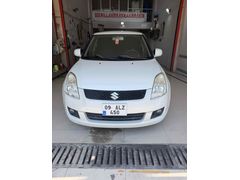 Galeriden Suzuki Swift 1.3 MT 4X4 2009 Model İzmir 183.000 km Beyaz