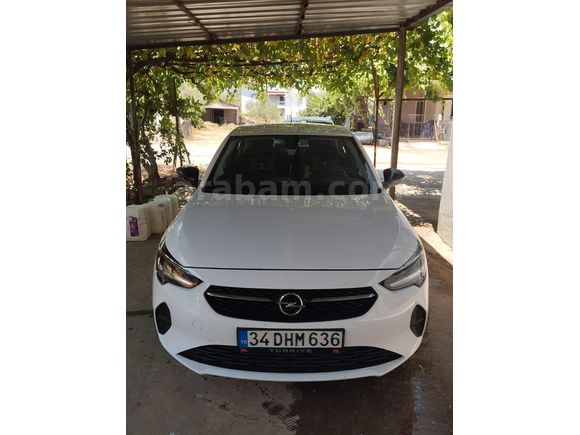 Sahibinden Opel Corsa 1.5 D Edition 2020 Model  172000 km Beyaz