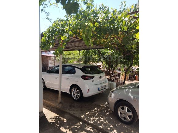 Sahibinden Opel Corsa 1.5 D Edition 2020 Model  172000 km Beyaz