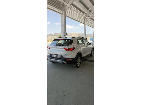 Sahibinden Kia Stonic 1.4 MPI Elegance 2024 Model