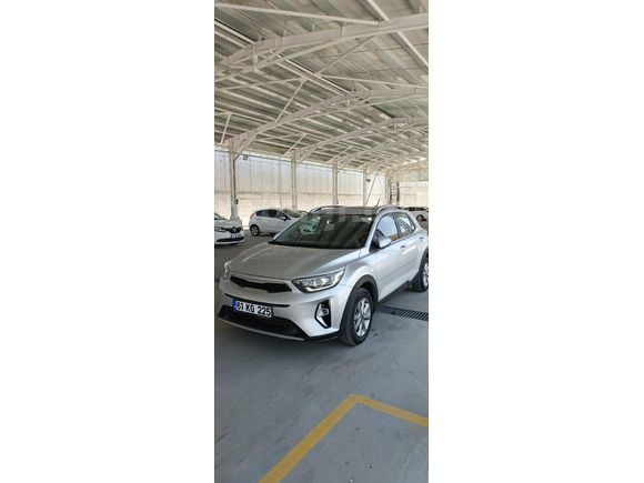 Sahibinden Kia Stonic 1.4 MPI Elegance 2024 Model