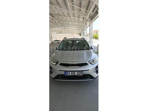Sahibinden Kia Stonic 1.4 MPI Elegance 2024 Model