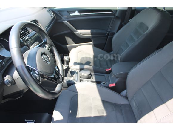 Volkswagen Golf  1.0TSİ COMFORTLİNE