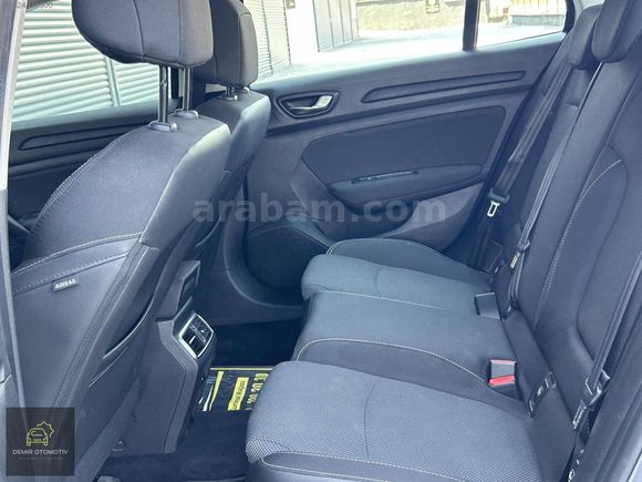 2023 RENAULT MEGANE 1.3 TCE 140 HP LANSMAN RENK