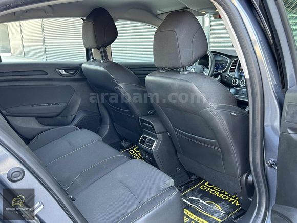 2023 RENAULT MEGANE 1.3 TCE 140 HP LANSMAN RENK
