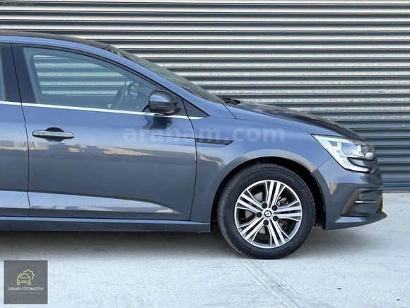 2023 RENAULT MEGANE 1.3 TCE 140 HP LANSMAN RENK