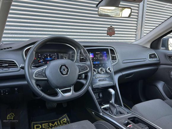 2023 RENAULT MEGANE 1.3 TCE 140 HP LANSMAN RENK
