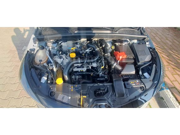 Sahibinden Renault Clio 1.0 TCe Techno Esprit Alpine 2023 Model