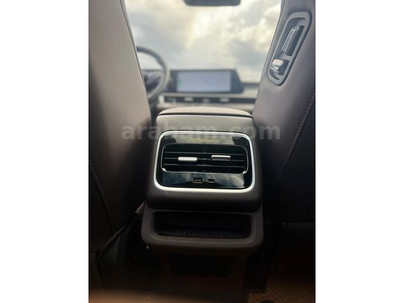 7 KİŞİLİK DEV SUV