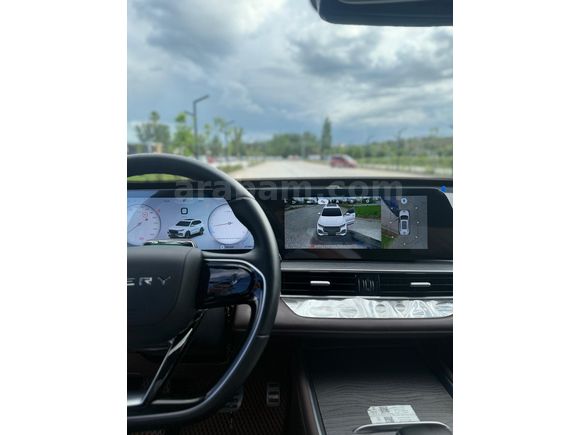 7 KİŞİLİK DEV SUV