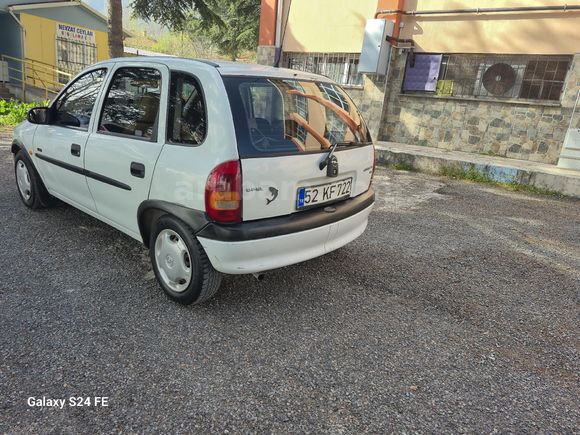 1.4 16.V GLS 2000 Model  KLİMALI