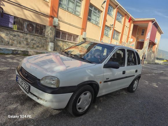 1.4 16.V GLS 2000 Model  KLİMALI