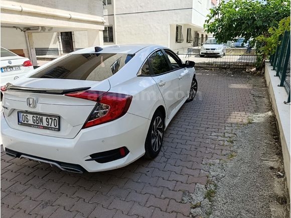 Sahibinden Honda Civic 1.6i VTEC Eco Elegance 2018 Model