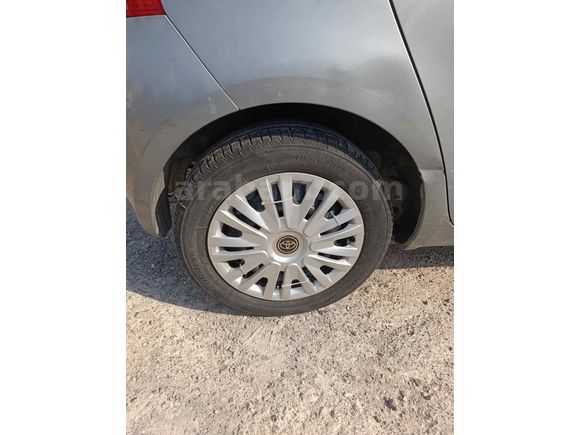 Öğretmenden satılık Yaris