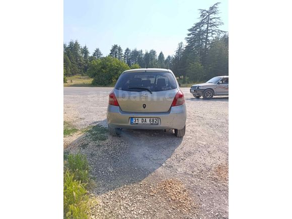 Öğretmenden satılık Yaris