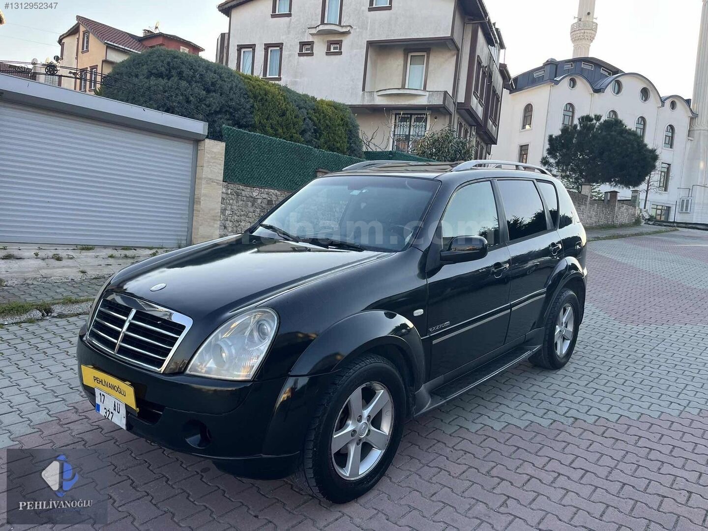 Galeriden KGM SsangYong Rexton 2.7 XDI RX 2010 Model İstanbul 350.000 km Siyah 2