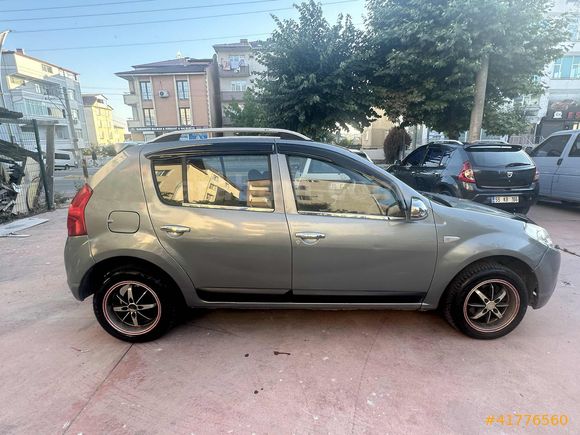 CNR OTOMOTİVDEN EMSALSİZ TEMİZLİKTE DATÇA SANDERO