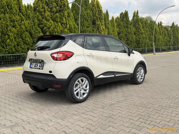 RENAULT CAPTUR 1.2 TCE İCON EDC OTOMOTİK VİTES