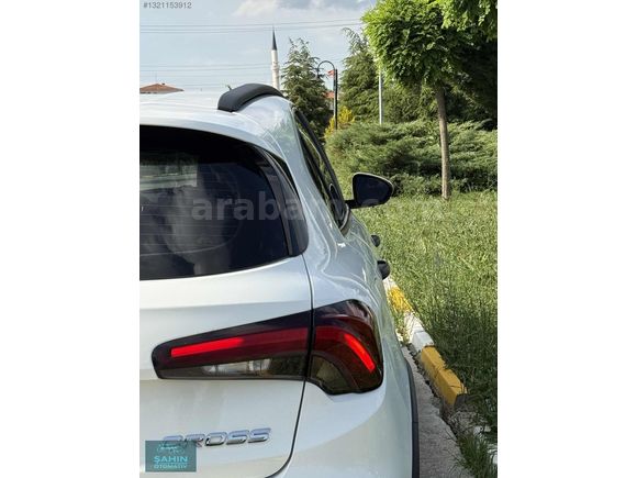 FİAT EGEA CROSS 2023 MODEL URBAN PAKET 90 BİN KM DE
