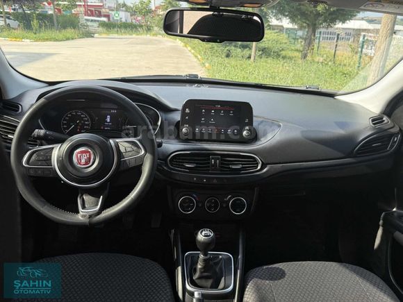 FİAT EGEA CROSS 2023 MODEL URBAN PAKET 90 BİN KM DE