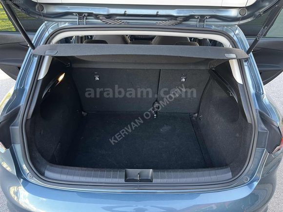 2021 MODEL EGEA CROS 1.4 BENZİN URBAN PAKET 53 BİNDE