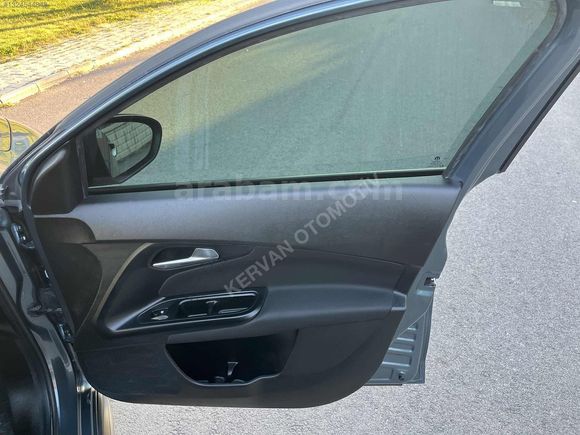 2021 MODEL EGEA CROS 1.4 BENZİN URBAN PAKET 53 BİNDE