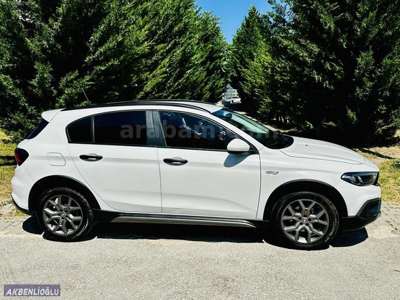 2022 MODEL EGEA CROSS URBAN