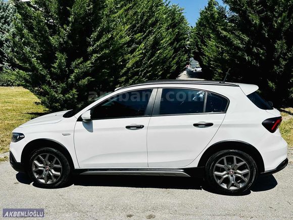 2022 MODEL EGEA CROSS URBAN